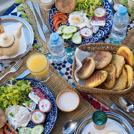 Dar Al Ghazal Hotel Танжер Екстериор снимка