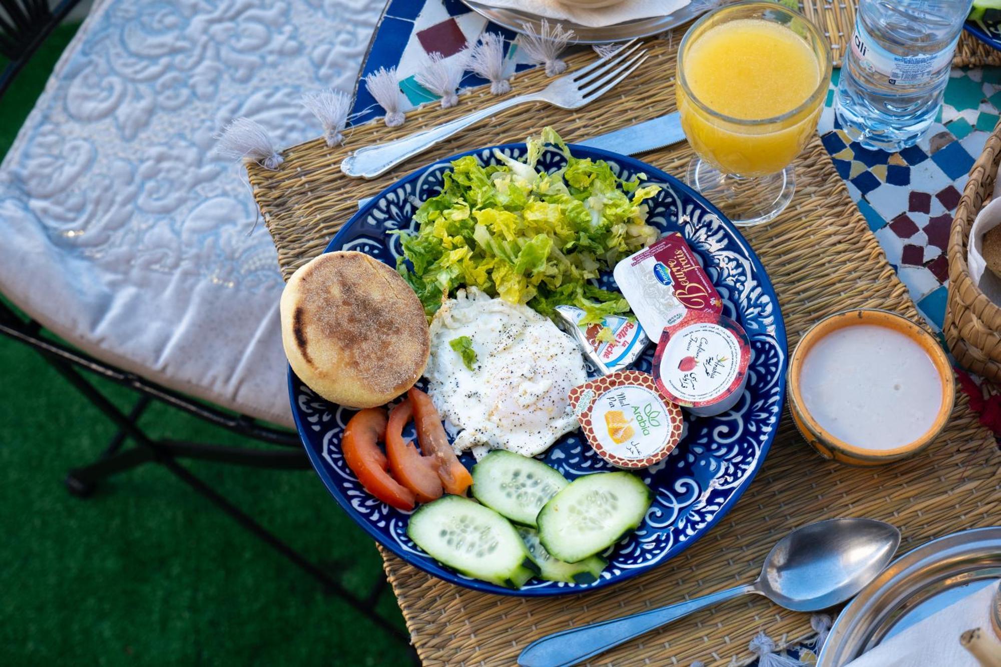 Dar Al Ghazal Hotel Танжер Екстериор снимка